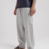 Straight Sweatpant in Champion Grey