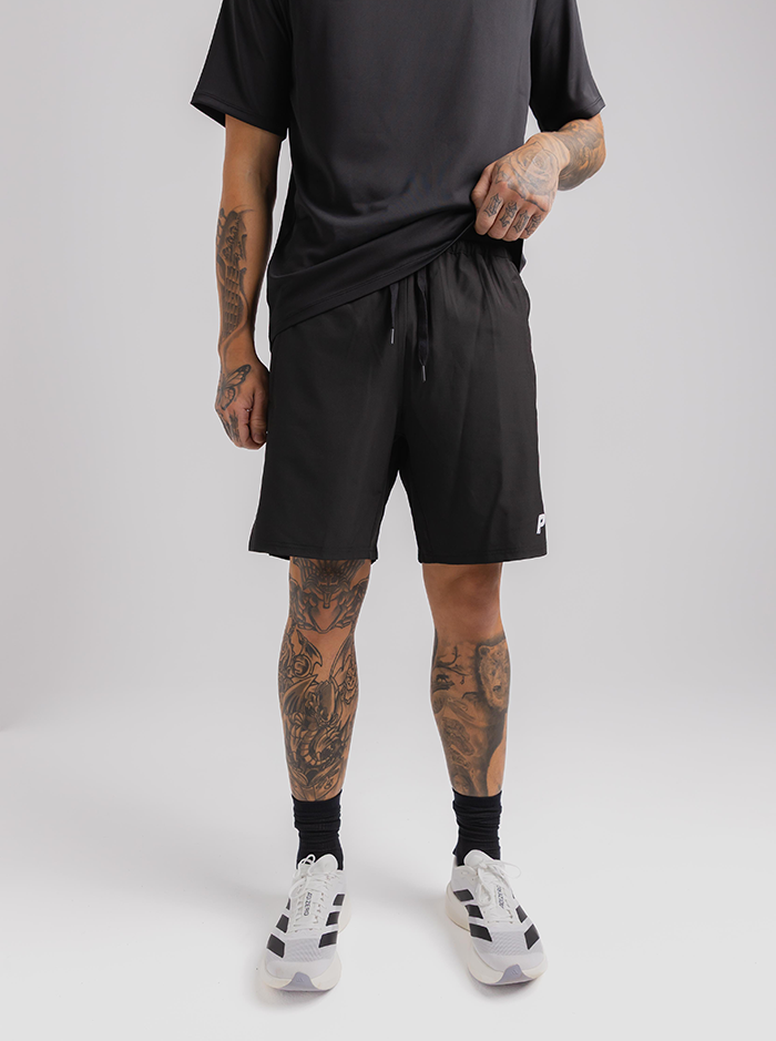 Performance Shorts 7" in Black