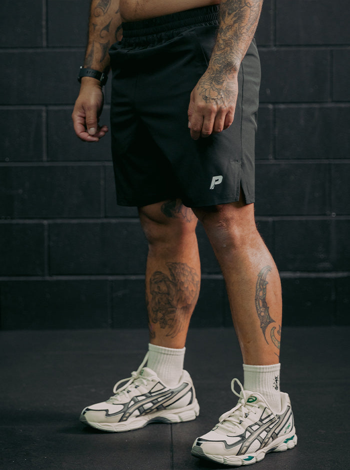 Performance Shorts 7" in Black