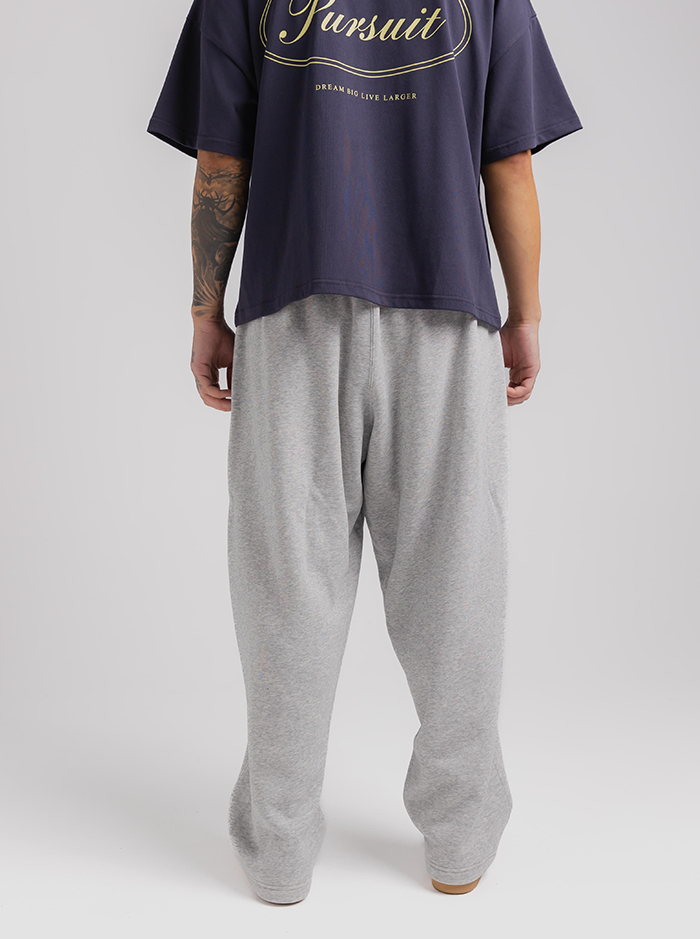 Straight Sweatpant in Champion Grey