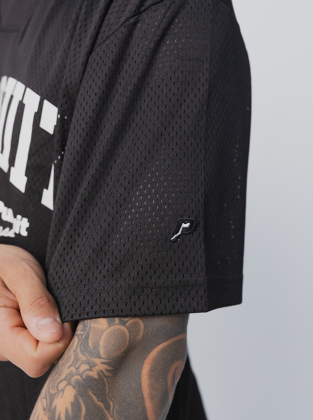 Studio Mesh Jersey in Court Black